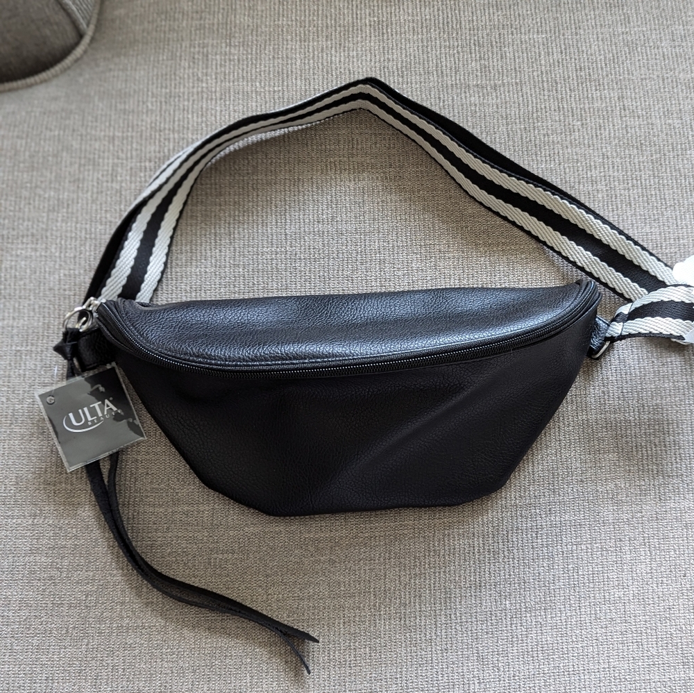 NWT Ulta crossbody beauty bag